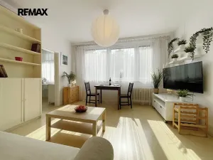 Prodej bytu 2+1, Praha - Hlubočepy, Lohniského, 45 m2