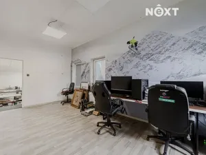 Pronájem obchodního prostoru, Karviná, tř. Těreškovové, 142 m2