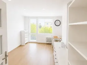 Pronájem bytu 3+kk, Praha - Střížkov, Varnsdorfská, 60 m2