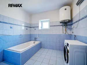 Prodej rodinného domu, Toužim, 270 m2
