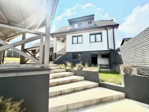 Prodej chalupy, Roztoky, 234 m2