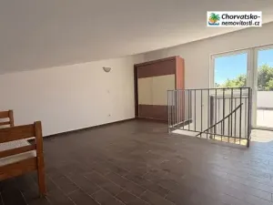 Prodej bytu 3+kk, Palit, Chorvatsko, 72 m2