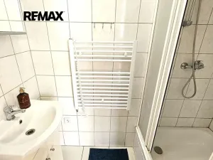 Prodej bytu 1+kk, Praha - Vršovice, Tádžická, 33 m2