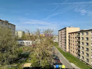 Prodej bytu 2+1, Louny, nám. Petra Obrovce, 65 m2