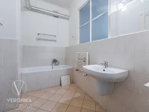 Prodej bytu 4+kk, Praha - Dejvice, Evropská, 107 m2