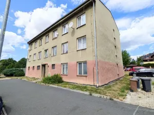 Pronájem bytu 3+1, Chodová Planá, sídliště Lučina, 73 m2