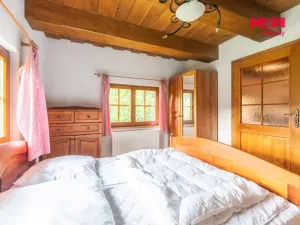 Prodej rodinného domu, Velké Karlovice, 160 m2