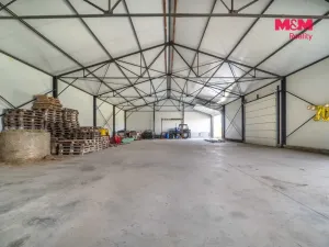 Pronájem skladu, Chlumčany, 400 m2