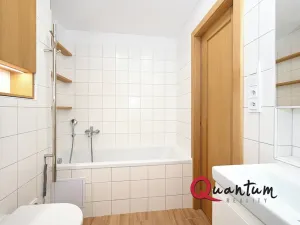 Pronájem bytu 3+kk, Praha - Žižkov, Květinková, 78 m2