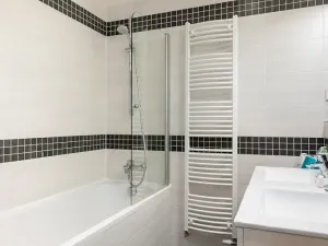 Pronájem bytu 3+kk, Praha - Uhříněves, Františka Diviše, 77 m2