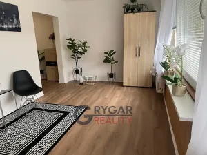 Prodej bytu 1+kk, Praha - Prosek, Jetřichovická, 31 m2