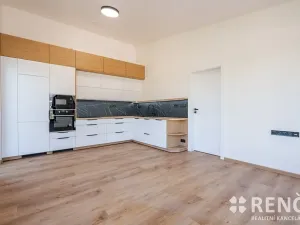 Pronájem bytu 2+kk, Brno, Výpadní, 52 m2