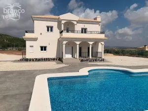 Prodej rodinného domu, Pinoso, Alicante, Španělsko, 180 m2