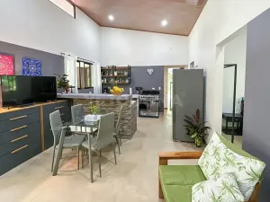 Prodej rodinného domu, Puerto Carrillo, Kostarika, 210 m2