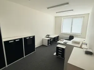 Pronájem kanceláře, Plzeň, Jateční, 230 m2