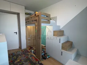 Prodej bytu 4+kk, Kolín, Zásmucká, 90 m2