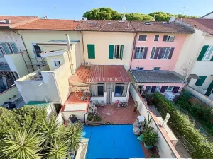 Prodej vily, Viareggio, Itálie, Via Virgilio, 95 m2