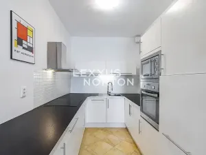 Pronájem bytu 2+kk, Praha - Holešovice, V přístavu, 71 m2