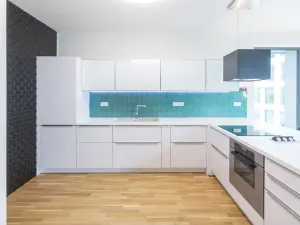 Pronájem bytu 2+kk, Praha - Karlín, Pernerova, 60 m2