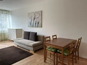 Pronájem bytu 2+kk, Praha - Vysočany, Pod Harfou, 57 m2