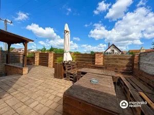 Prodej ubytování, Jevišovka, 241 m2
