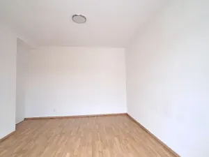 Pronájem bytu 2+1, Praha - Smíchov, Podbělohorská, 42 m2