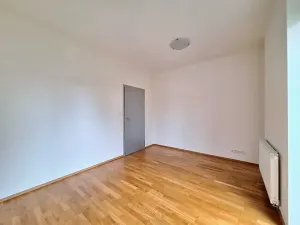 Pronájem bytu 2+kk, Praha - Smíchov, Fráni Šrámka, 43 m2