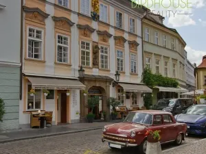 Pronájem bytu 2+1, Praha - Staré Město, Betlémské náměstí, 75 m2