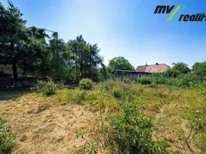 Prodej pozemku pro bydlení, Ostrá, 945 m2