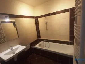Pronájem bytu 2+1, Náchod, Komenského, 86 m2