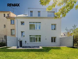 Prodej bytu 2+1, Slaný, Navrátilova, 76 m2