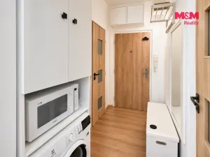 Pronájem bytu 1+1, Hradec Králové - Moravské Předměstí, 35 m2