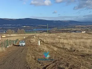 Prodej pozemku pro bydlení, Modlany, 786 m2