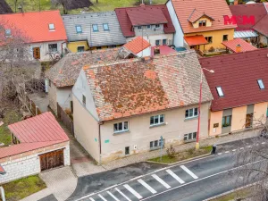 Prodej rodinného domu, Líšťany, Zlatá Ulička, 272 m2