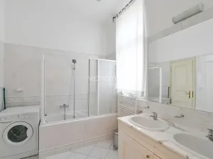 Pronájem bytu 2+kk, Praha - Nové Město, Truhlářská, 69 m2