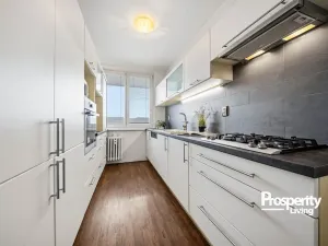 Prodej bytu 3+1, Praha - Stodůlky, Bellušova, 73 m2