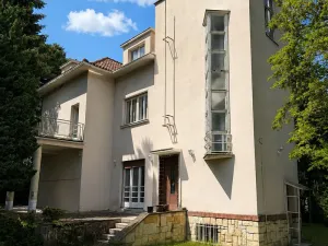 Pronájem kanceláře, Říčany - Strašín, Kaštanová, 250 m2