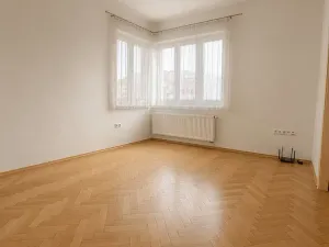 Prodej bytu 4+1, Hradec Králové - Pražské Předměstí, Drahoňovského, 123 m2