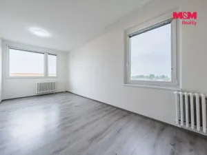 Prodej bytu 3+1, Jílové u Prahy, Holíkova, 74 m2