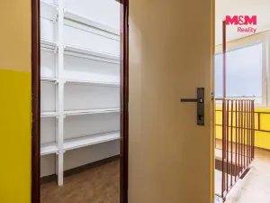 Prodej bytu 3+1, Jílové u Prahy, Holíkova, 74 m2
