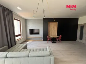 Pronájem bytu 2+kk, Slaný, Kybalova, 56 m2
