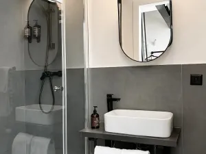 Prodej ubytování, Praha - Karlín, Prvního pluku, 26 m2