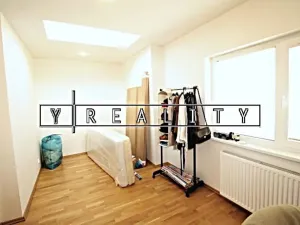 Pronájem bytu 3+kk, Praha - Holešovice, Jateční, 67 m2