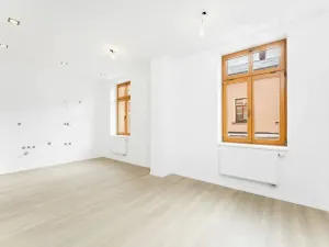 Pronájem bytu 1+kk, Jilemnice, Jana Harracha, 35 m2