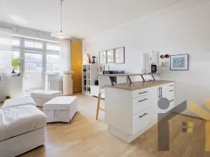 Prodej bytu 2+kk, Praha - Libeň, Českomoravská, 64 m2