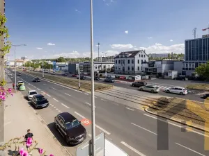Prodej bytu 2+kk, Praha - Libeň, Českomoravská, 64 m2