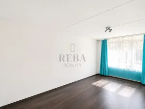 Prodej bytu 3+1, Karlovy Vary, Úvalská, 83 m2