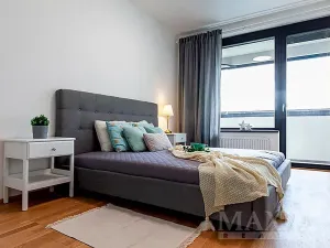 Prodej bytu 2+kk, Praha - Holešovice, Argentinská, 79 m2