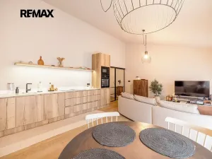Prodej bytu 4+kk, Praha - Suchdol, Pod rybníčkem, 120 m2