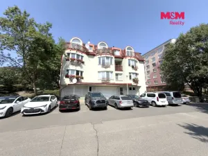 Pronájem bytu 2+1, Praha, U štěpu, 54 m2